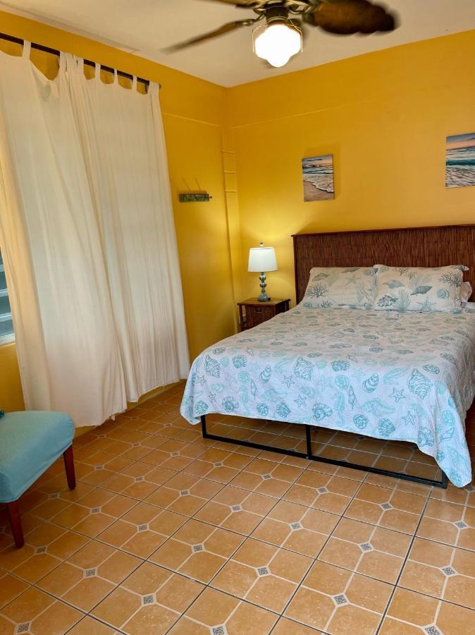 Esperanza Inn Guesthouse (Adults Only) Vieques Szoba fotó
